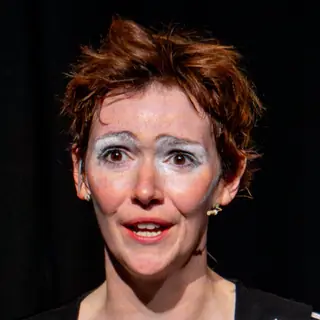 Elf Lyons