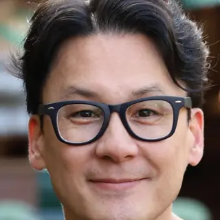 Eliot Chang